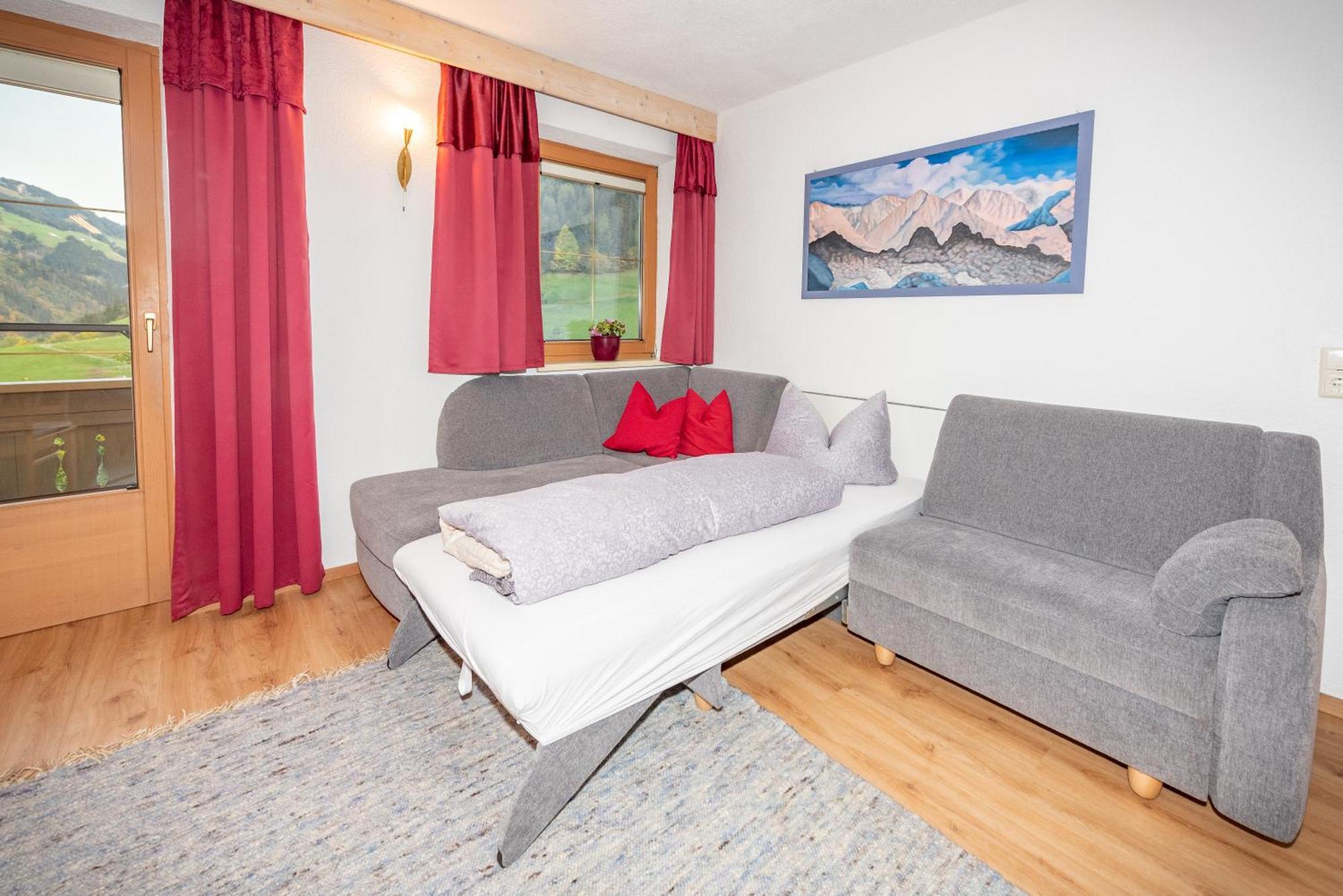 Ferienwohnung Ausblick Zillertal Hainzenberg Ngoại thất bức ảnh