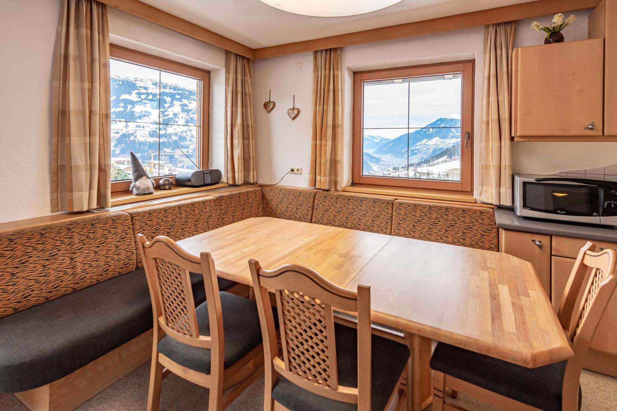 Ferienwohnung Ausblick Zillertal Hainzenberg Ngoại thất bức ảnh
