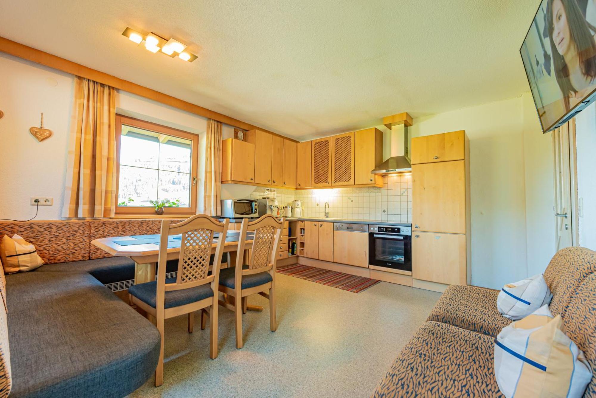 Ferienwohnung Ausblick Zillertal Hainzenberg Ngoại thất bức ảnh