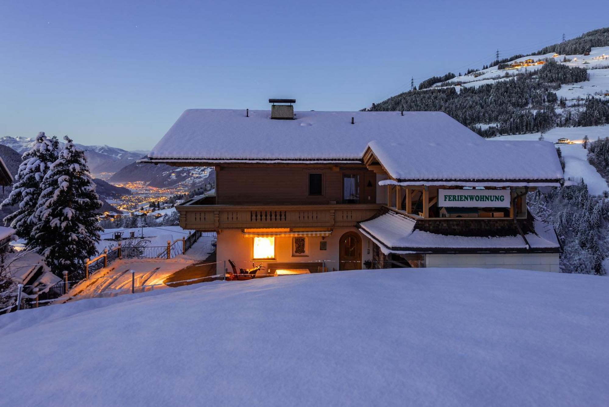 Ferienwohnung Ausblick Zillertal Hainzenberg Ngoại thất bức ảnh